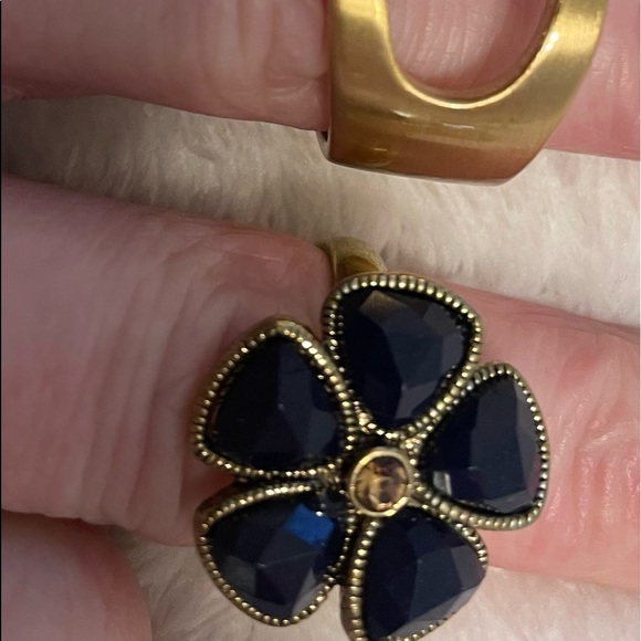 Rings - Picture 2 of 3